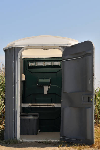 Best Construction site porta potty rental  in Quail Ridge, FL